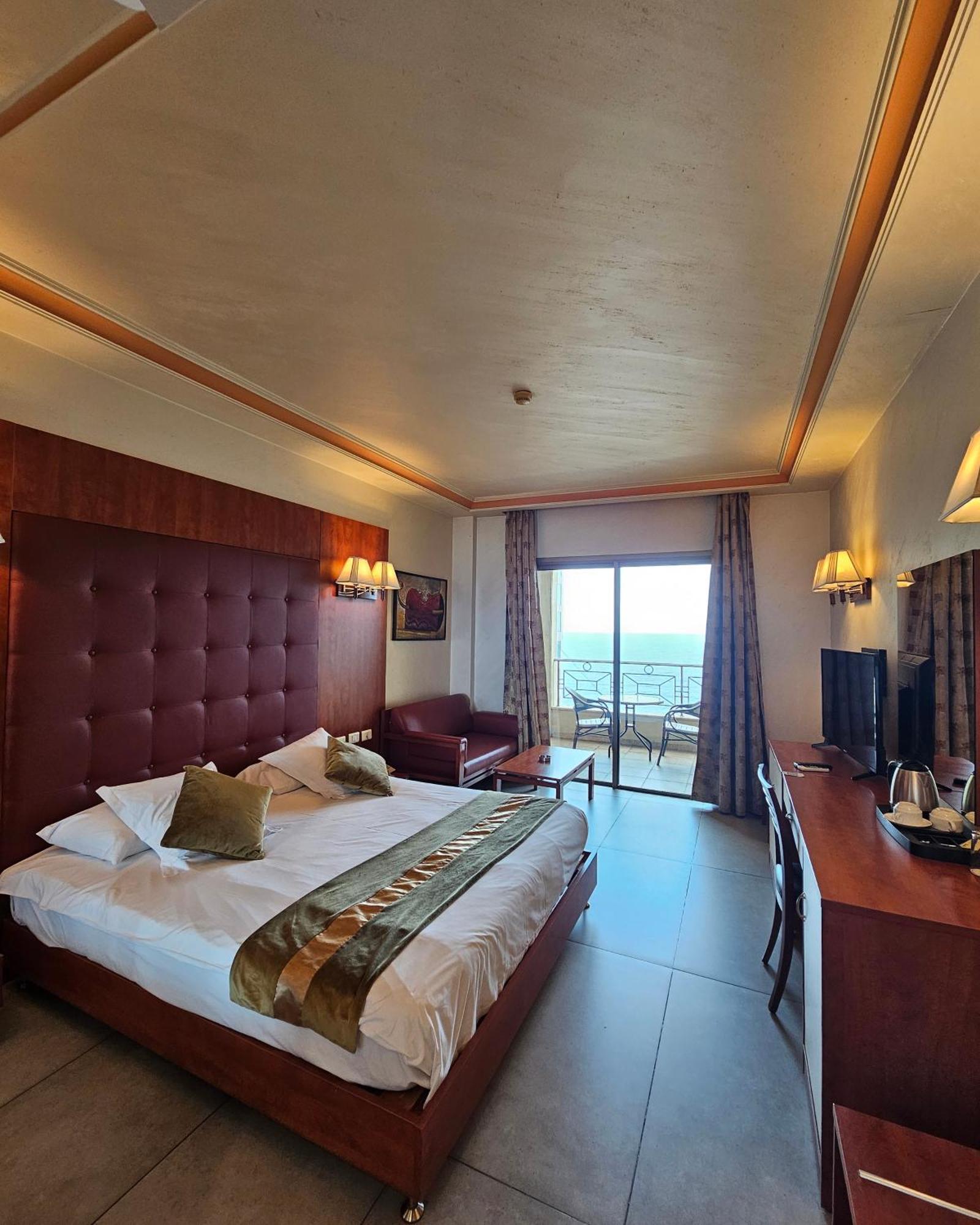Princessa Hotel Jounieh Ngoại thất bức ảnh